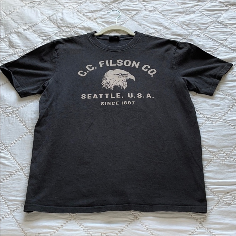 Medium Filson C.C. Eagle heavy cotton tee shirt